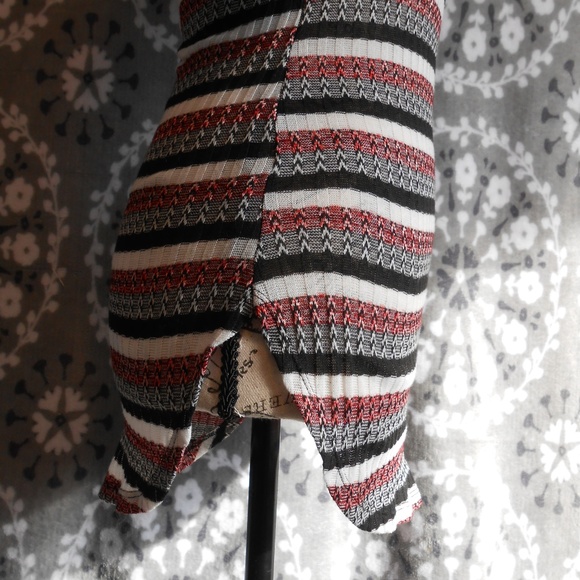 EUC Almost Famous Striped Short Sleeve Tee S - Picture 3 of 6